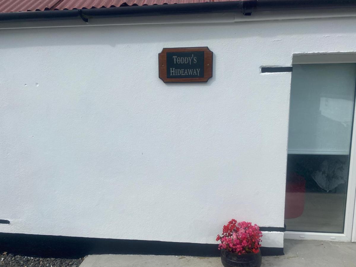 Toddys Hideaway Apartment Кейвън Екстериор снимка